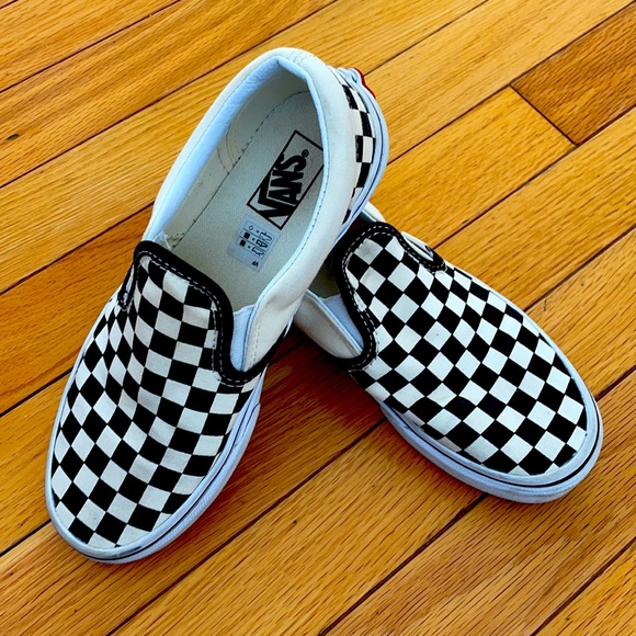 Kids black and white checkered Vans sneakers - Picture 1 of 4